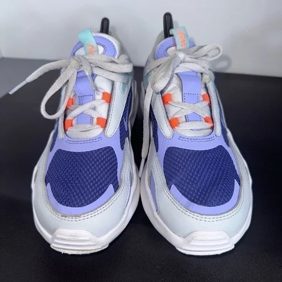 Nike Air Max Bolt Women’s Sneaker Dk Purple Dust/Light Thistle Size: 6Y - Picture 3 of 10